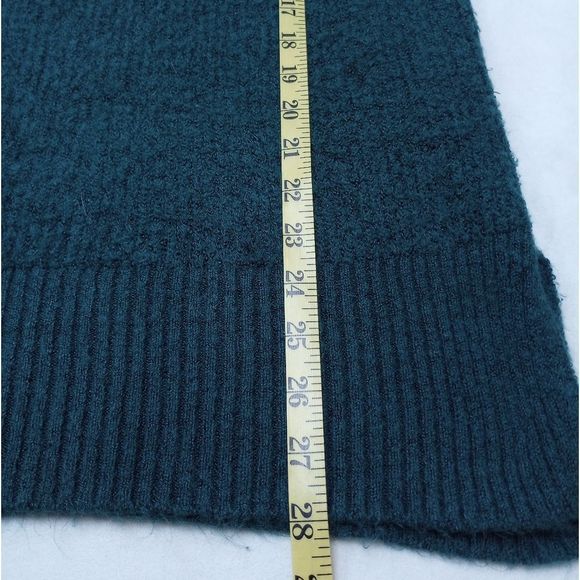 Nine West Dark Green V-neck Sweater, size Small - Picture 10 of 11
